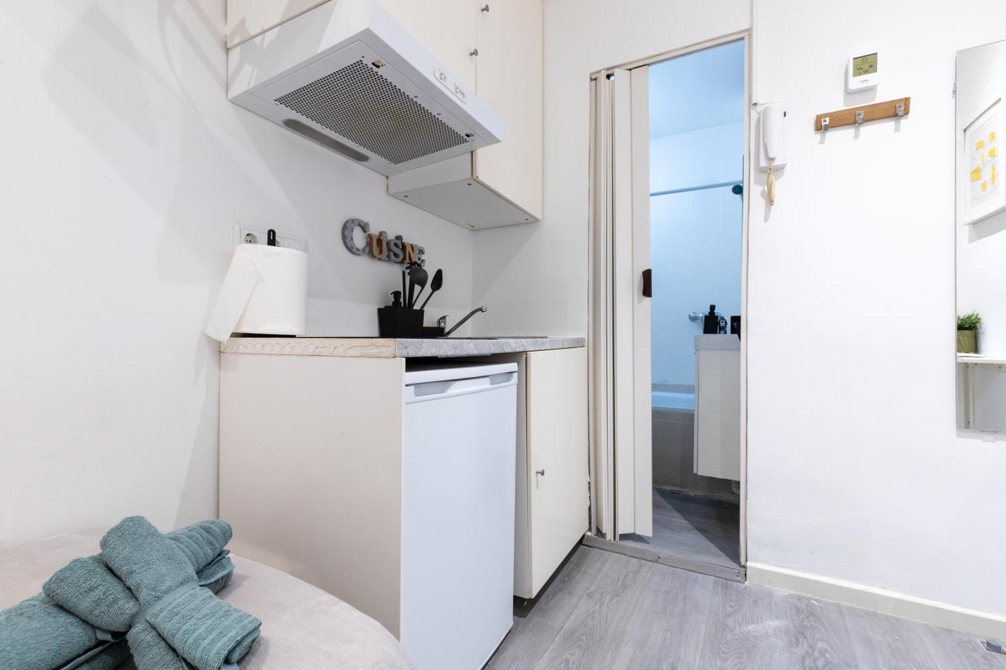Petit Estudio En Madrid , Centro, 2 Pax, Wi-Fi & Tv Εξωτερικό φωτογραφία